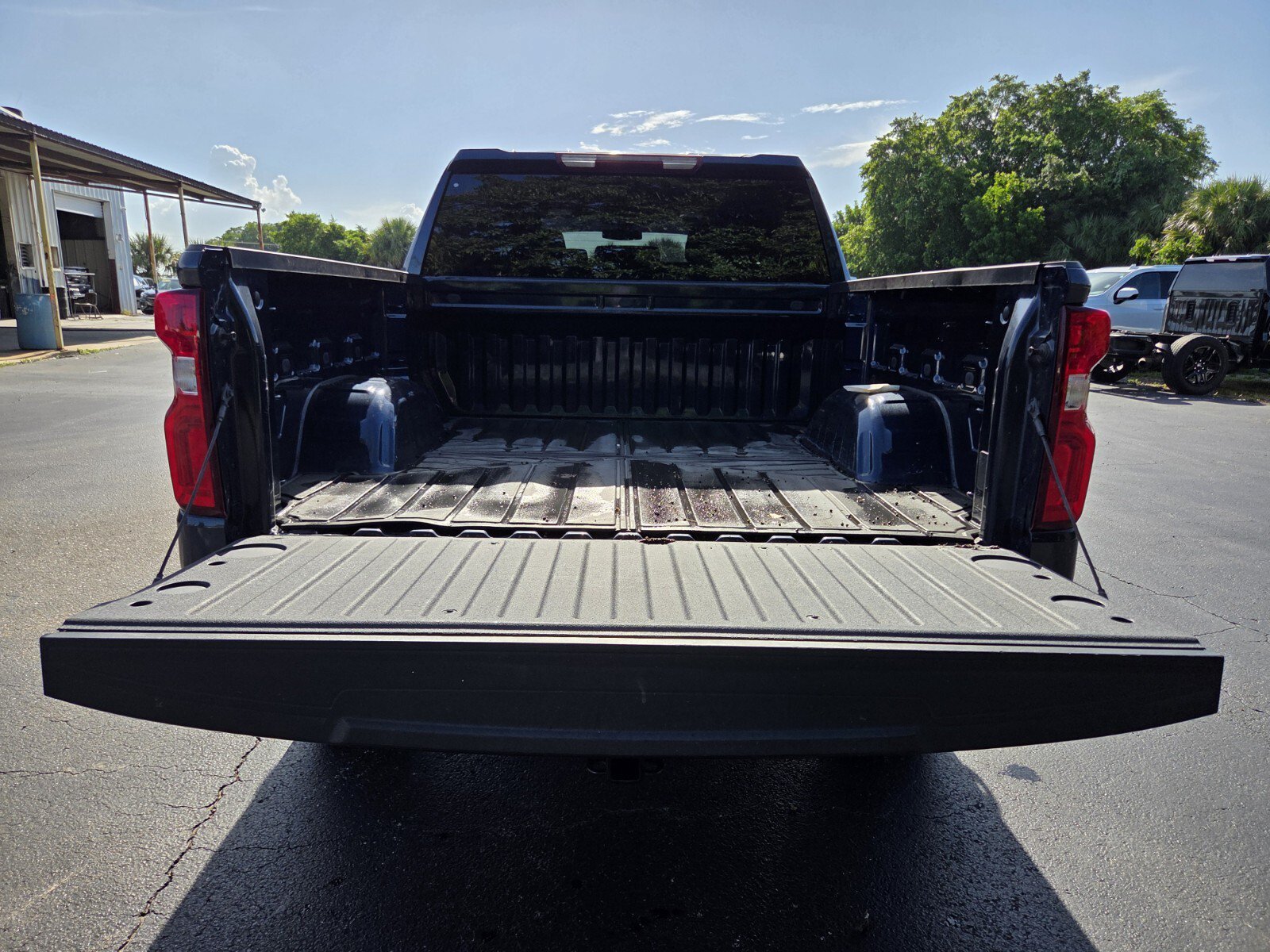 Used 2022 Chevrolet Silverado 1500 Custom RWD image 13