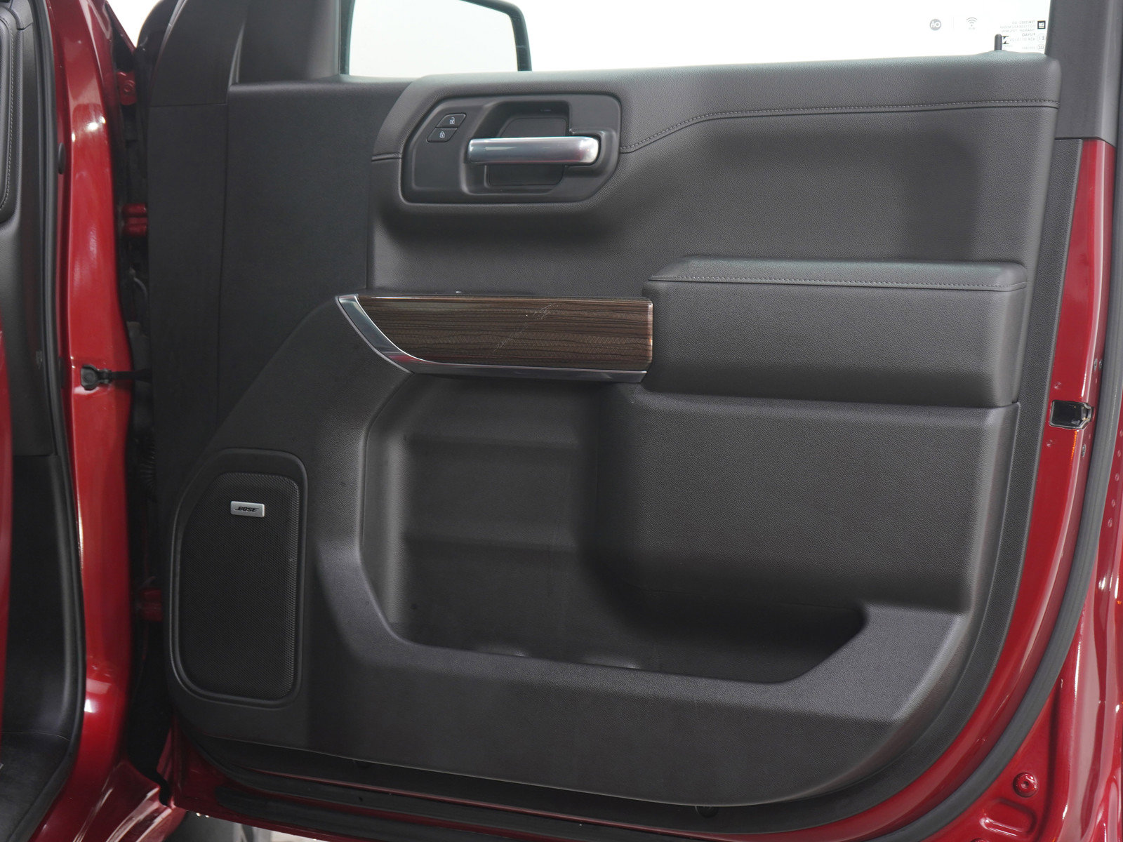 Used 2019 Chevrolet Silverado 1500 LT Trail Boss AWD/4WD image 12