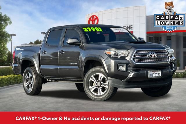 Certified 2017 Toyota Tacoma TRD Sport image 2