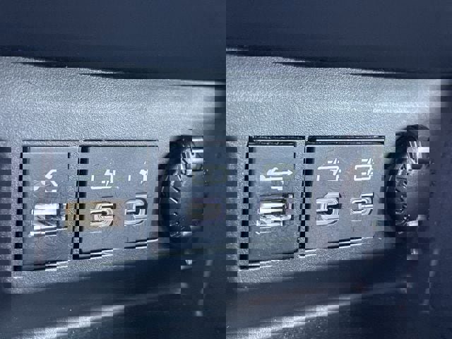 Used 2024 Toyota Highlander LE image 20