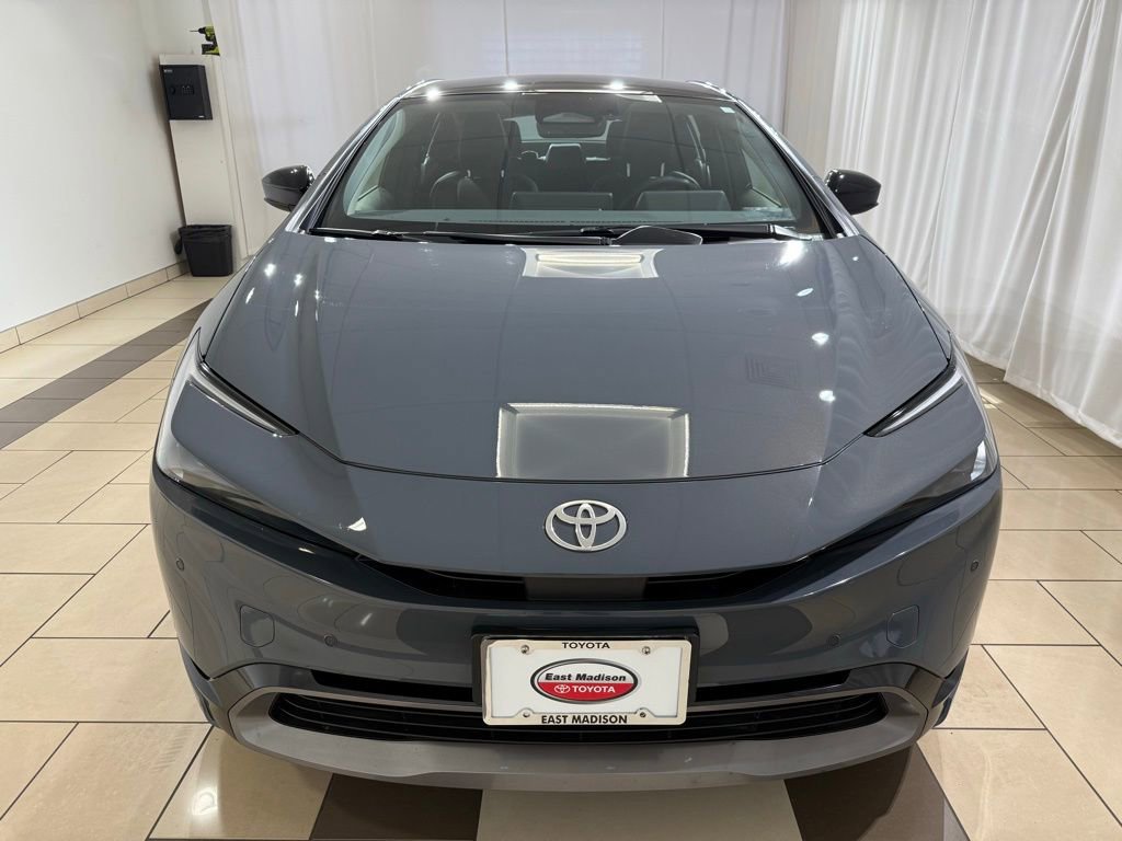 Used 2024 Toyota Prius XLE image 8