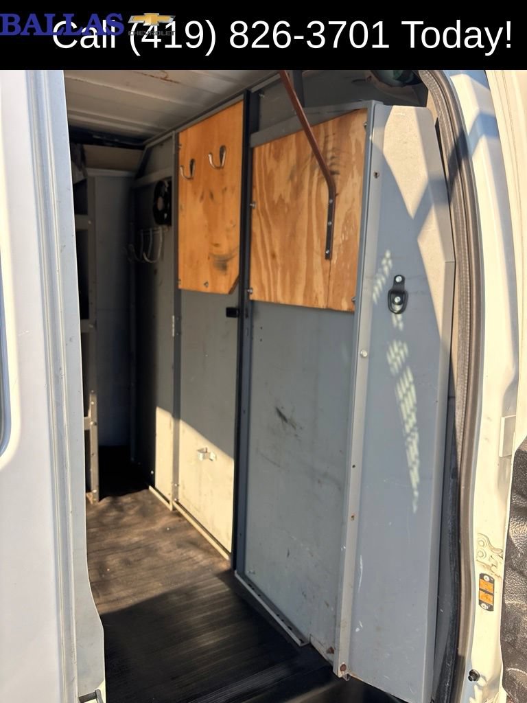 Used 2019 Chevrolet Express 2500 w/ Driver Convenience Package RWD image 12