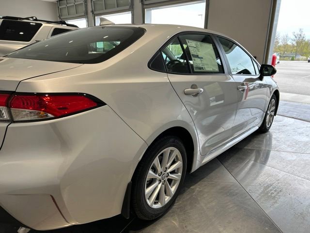 New 2026 Toyota Corolla LE FWD image 7