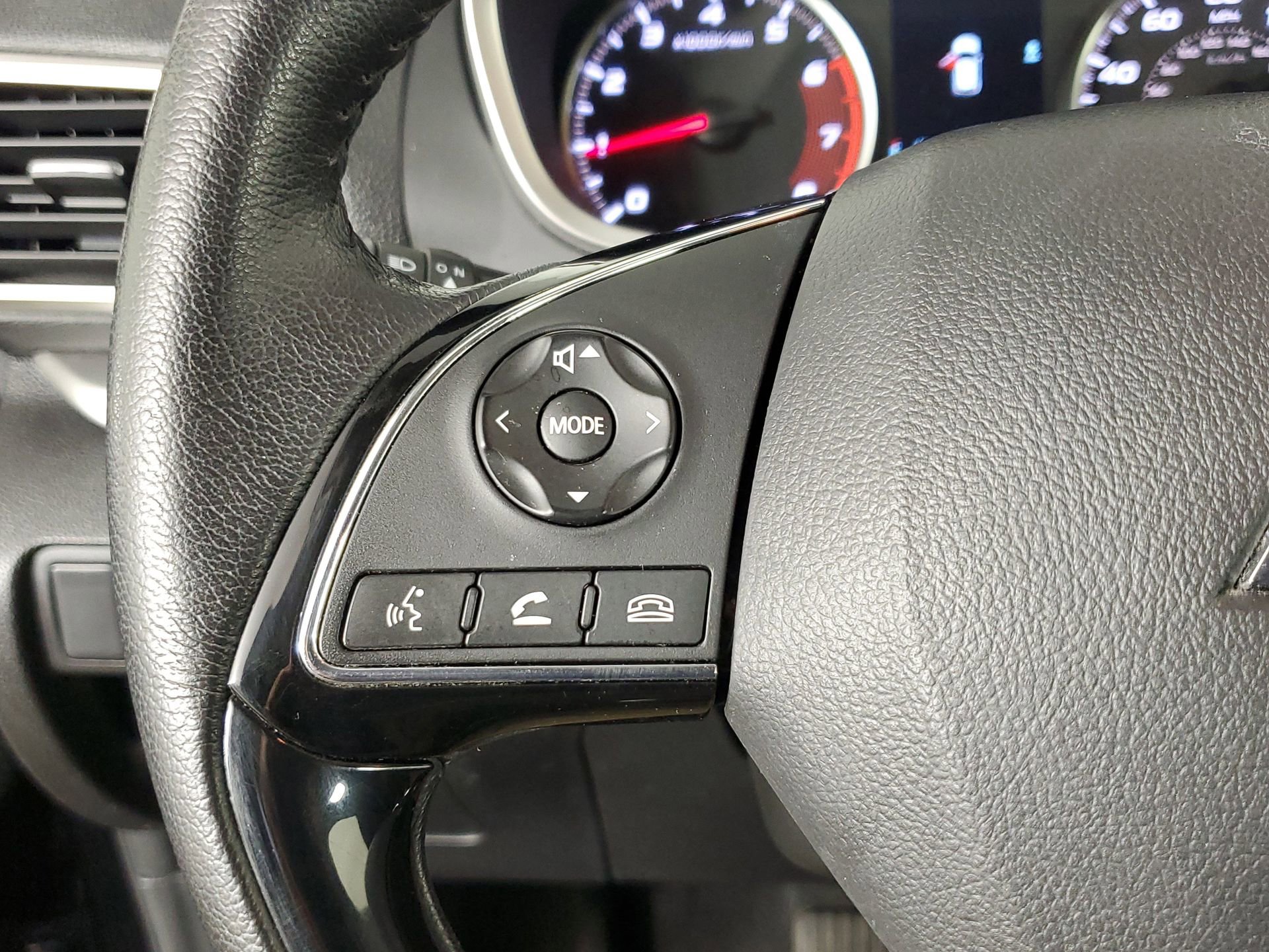 Used 2019 Mitsubishi Eclipse Cross SE image 29