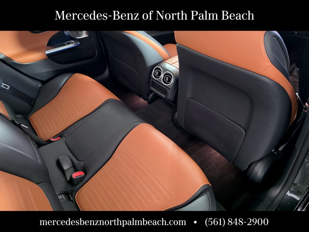 Certified 2023 Mercedes-Benz C 300 4MATIC Sedan image 23