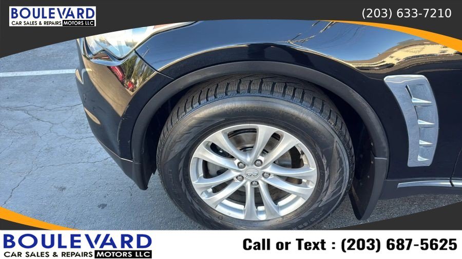 Used 2012 INFINITI FX35 AWD w/ Premium Pkg image 9