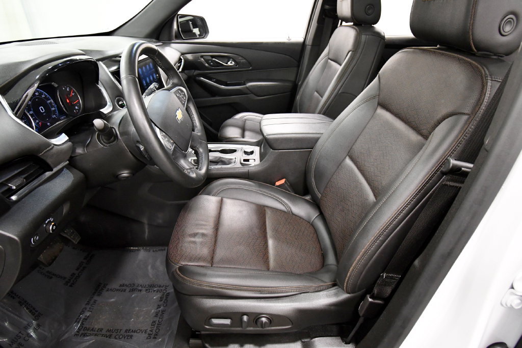 Used 2023 Chevrolet Traverse High Country AWD/4WD image 14