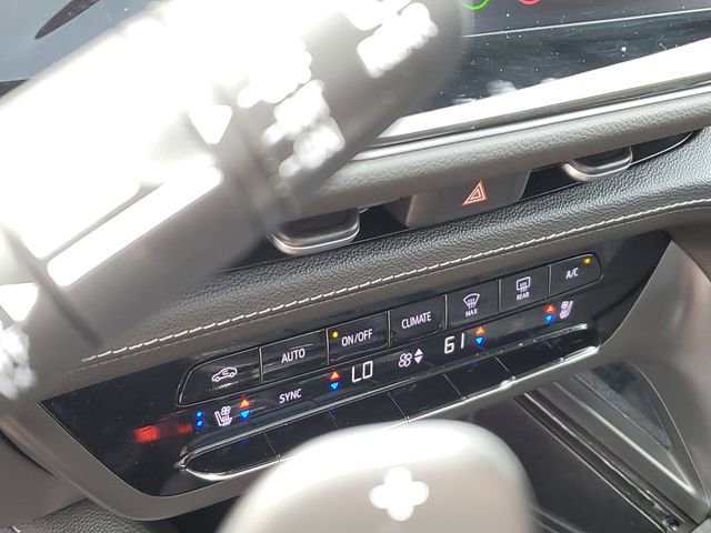 Certified 2023 Buick Envision Avenir image 17