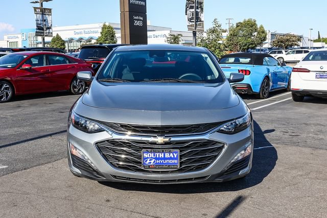 Used 2024 Chevrolet Malibu LT FWD image 2