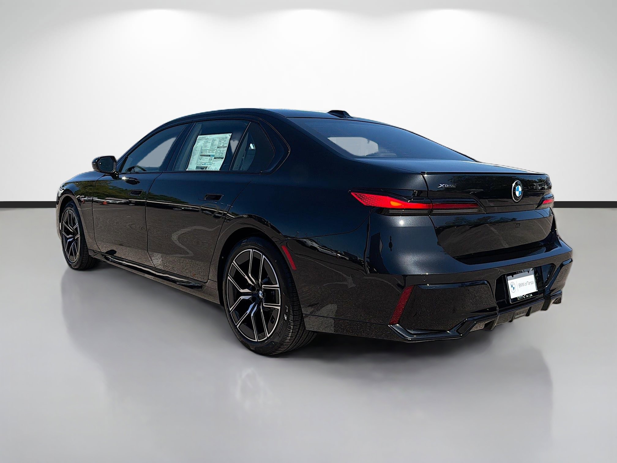 New 2026 BMW 740i xDrive w/ Premium Package image 5