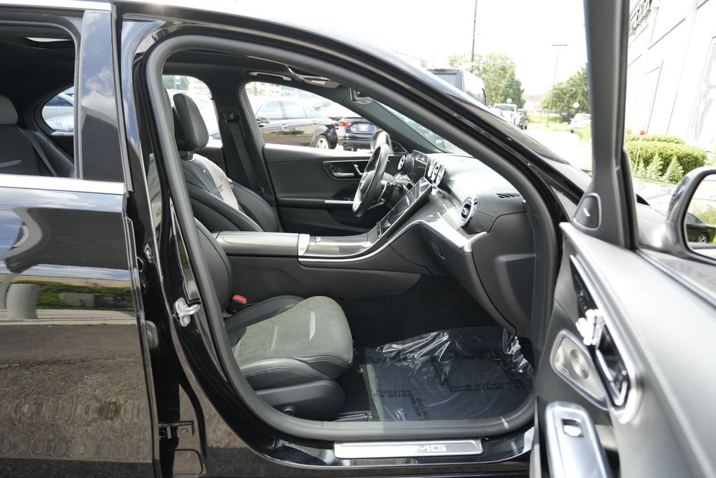 Used 2024 Mercedes-Benz C 63 AMG S image 38