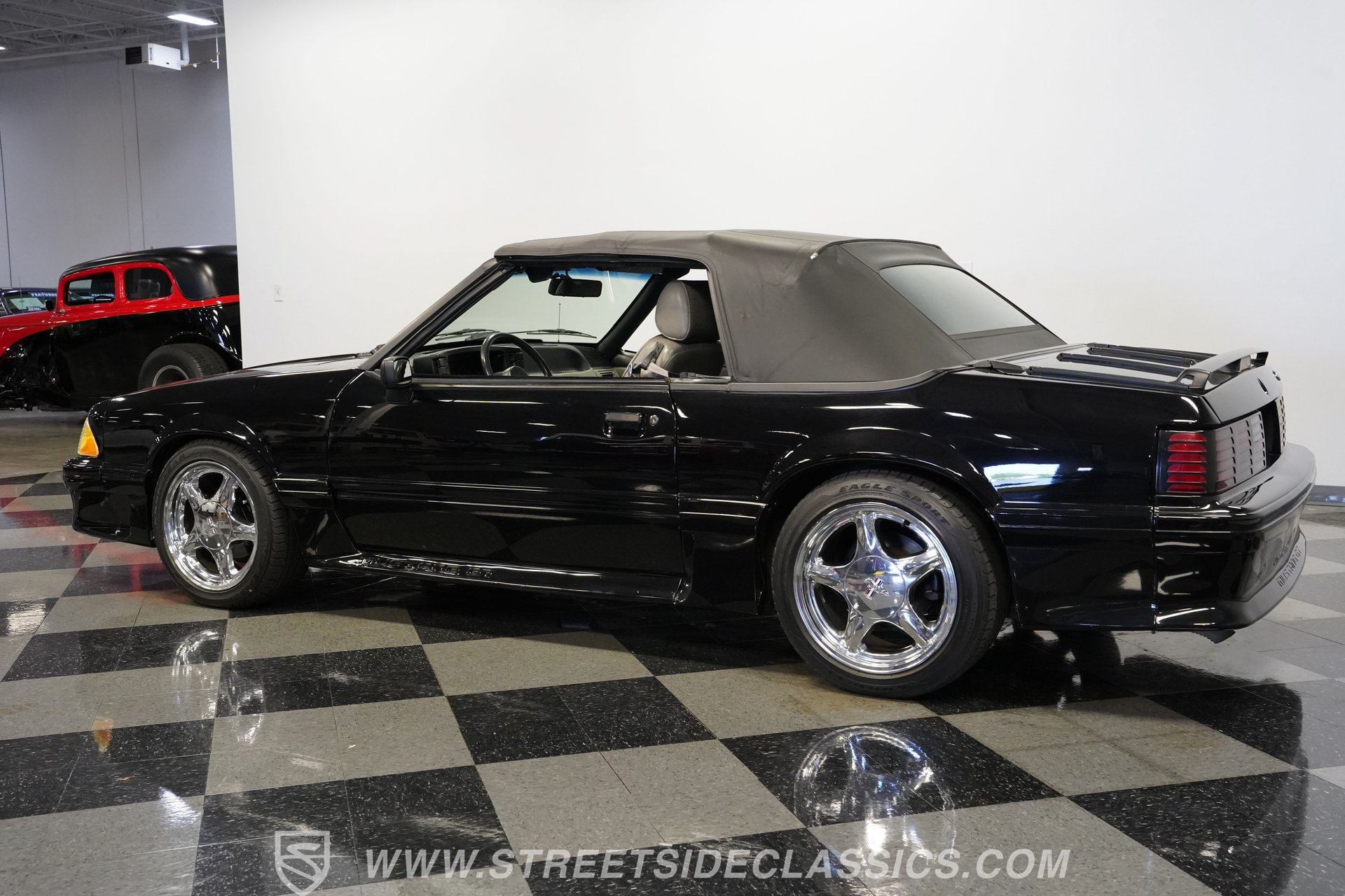 Used 1989 Ford Mustang GT RWD image 9