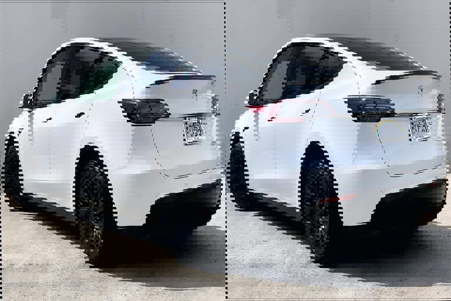 Used 2022 Tesla Model Y Performance image 5