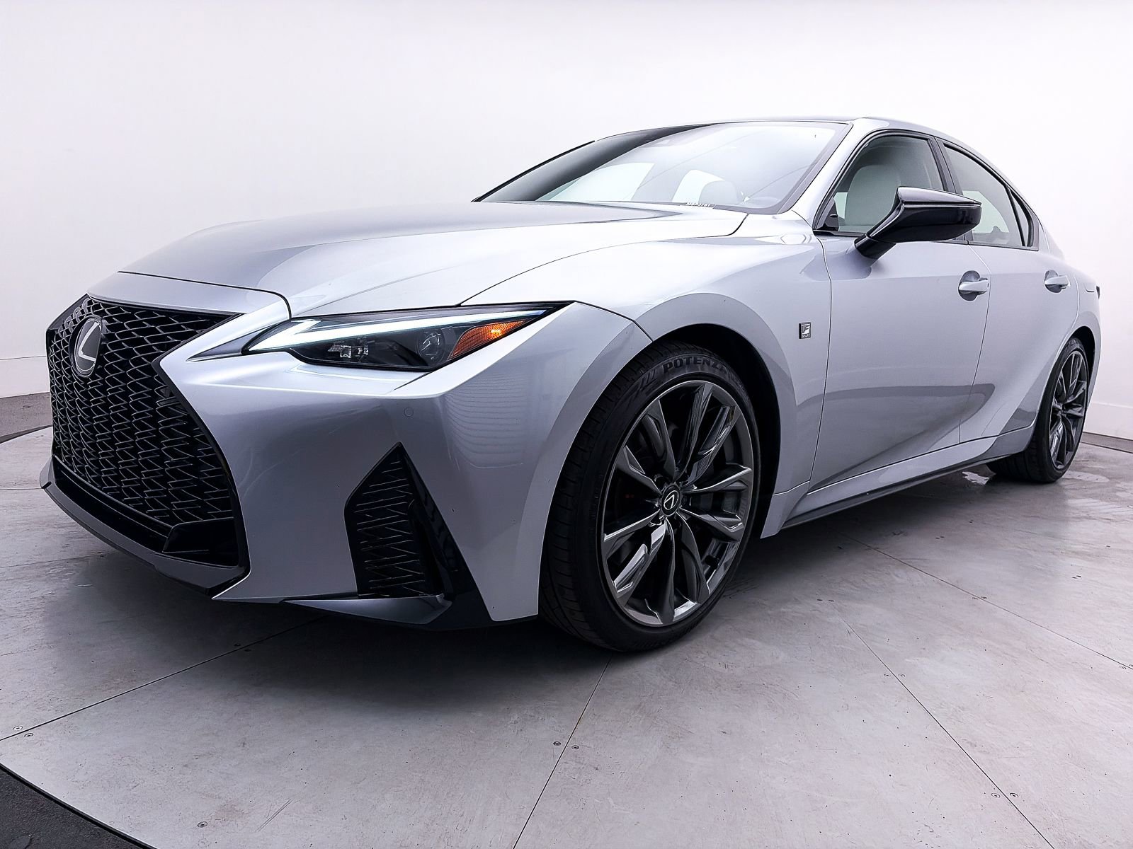 Used 2025 Lexus IS 350 F Sport w/ Navigation Package RWD image 15