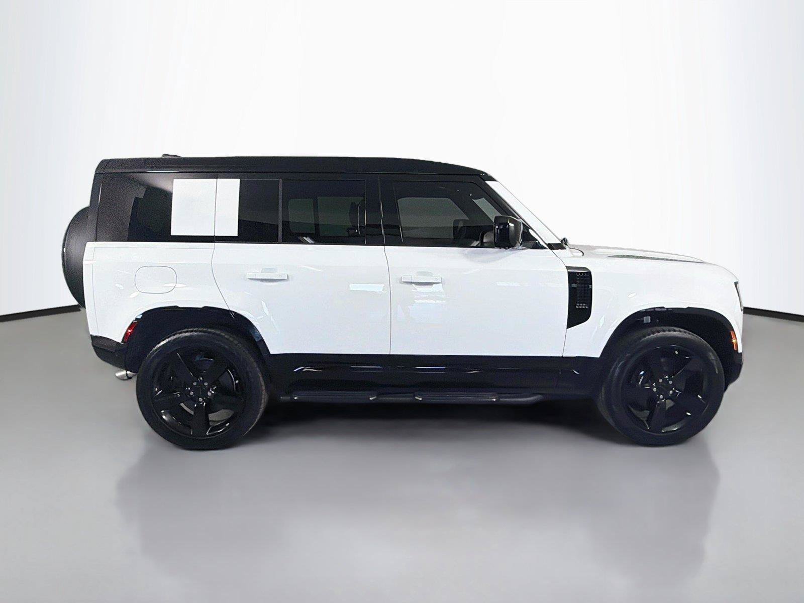 New 2026 Land Rover Defender 110 V8 AWD/4WD image 4