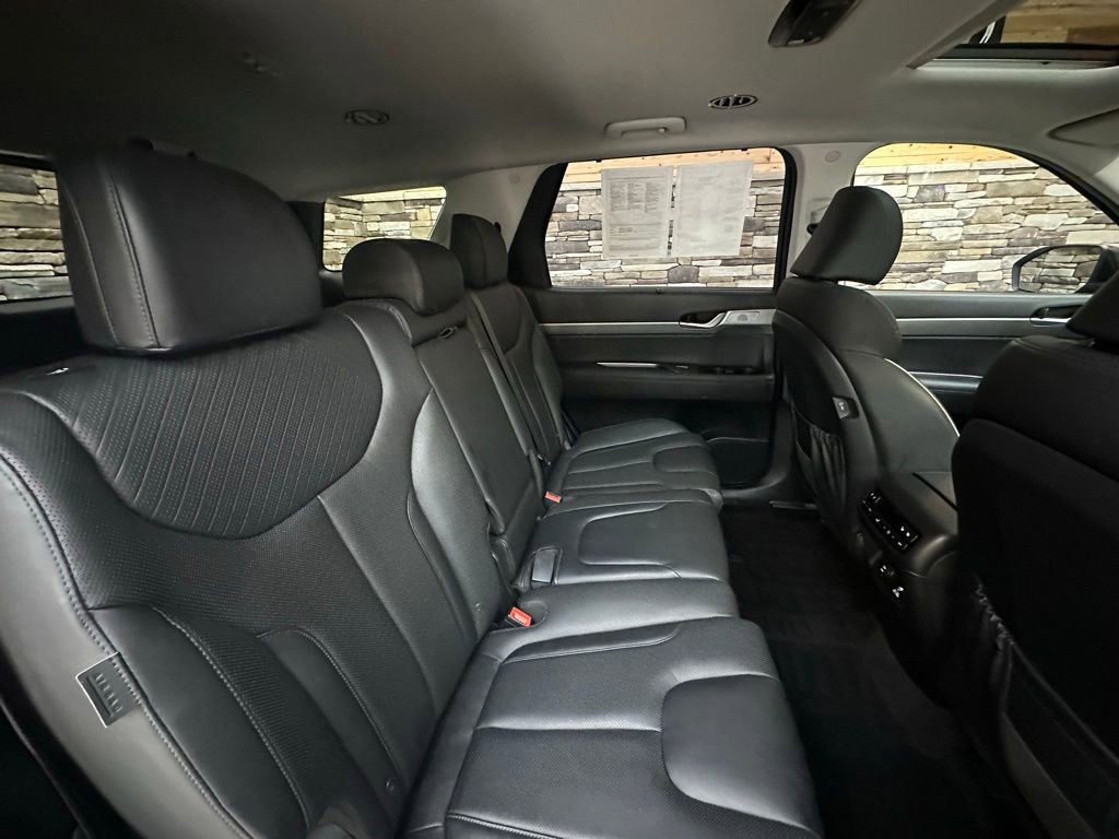 Used 2023 Hyundai Palisade SEL w/ Cargo Package AWD/4WD image 32
