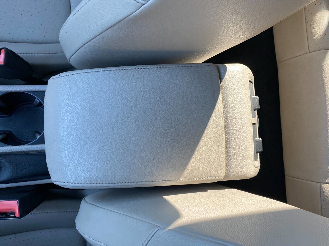 Used 2015 Volkswagen Golf TDI S image 17