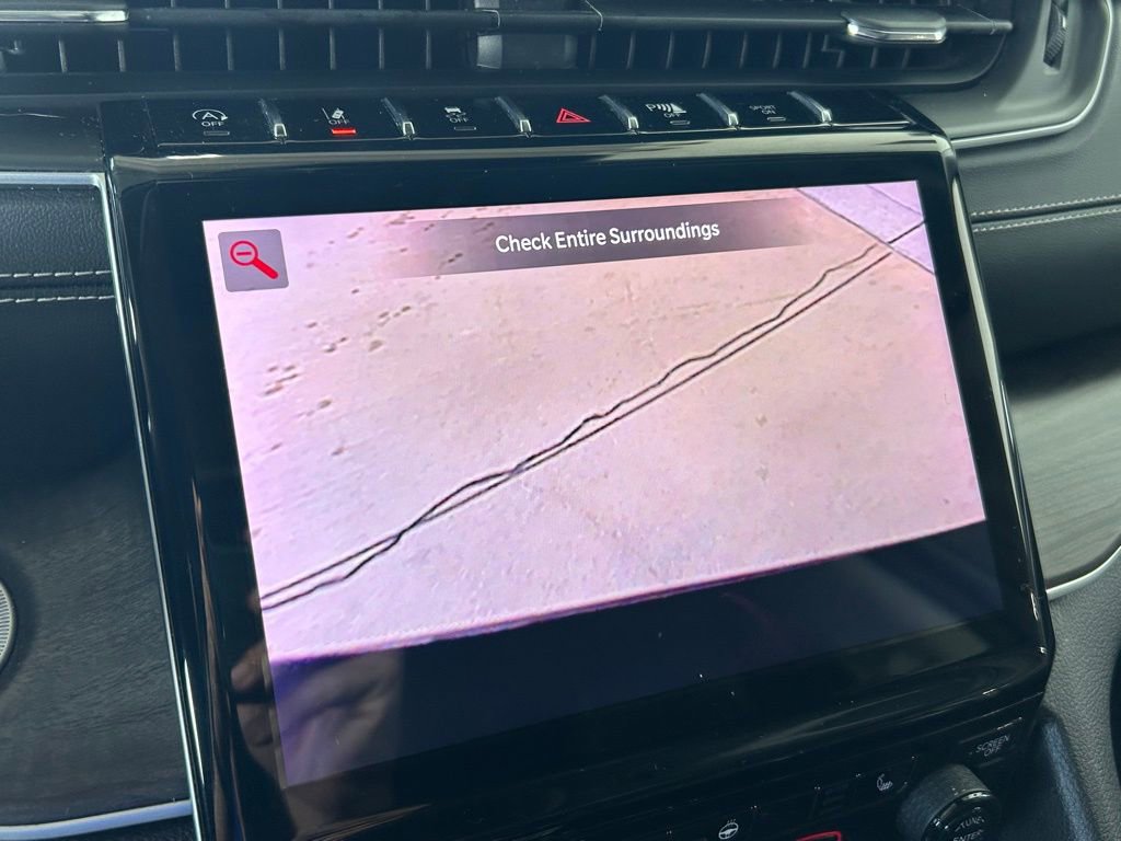 Used 2023 Jeep Grand Cherokee L Limited image 11