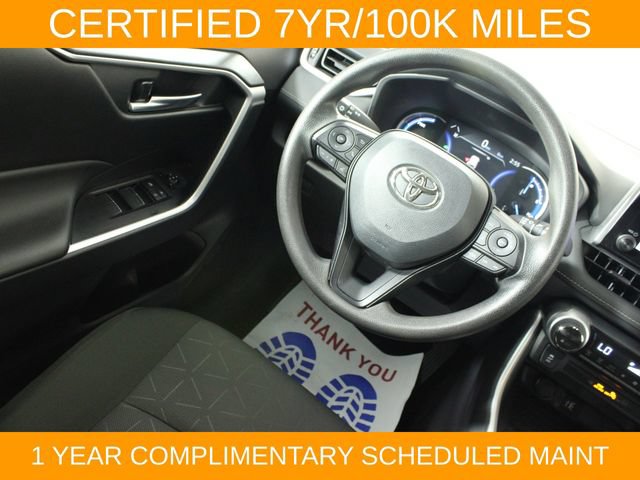 Used 2025 Toyota RAV4 XLE AWD/4WD image 16