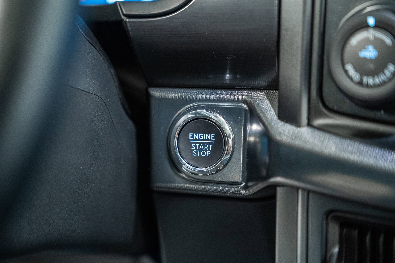 Certified 2024 Ford F150 Lariat image 33