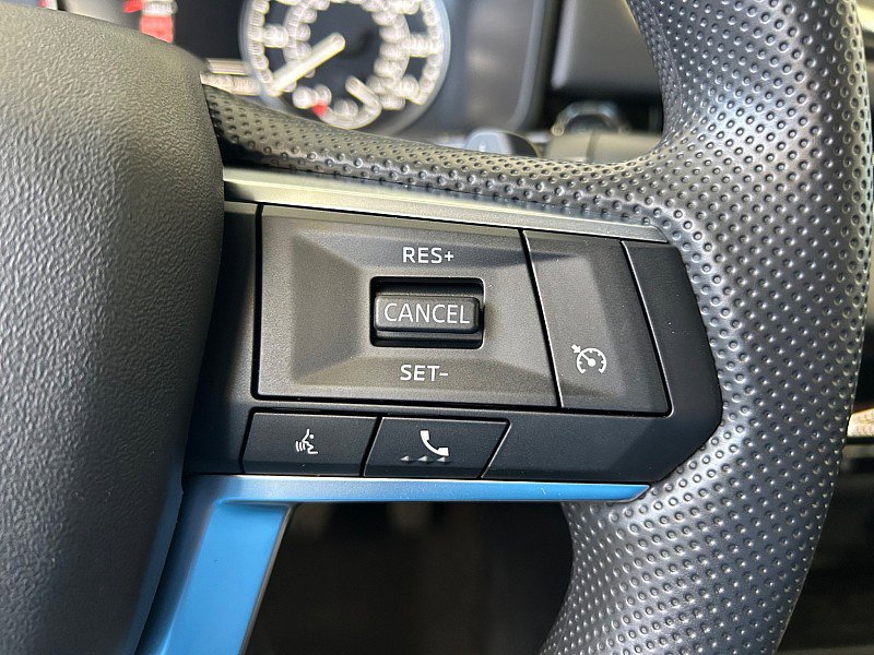 New 2025 Mitsubishi Outlander ES image 32