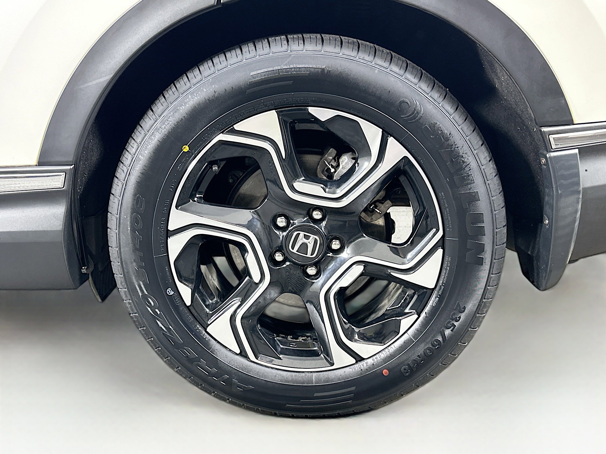 Used 2018 Honda CR-V Touring image 11