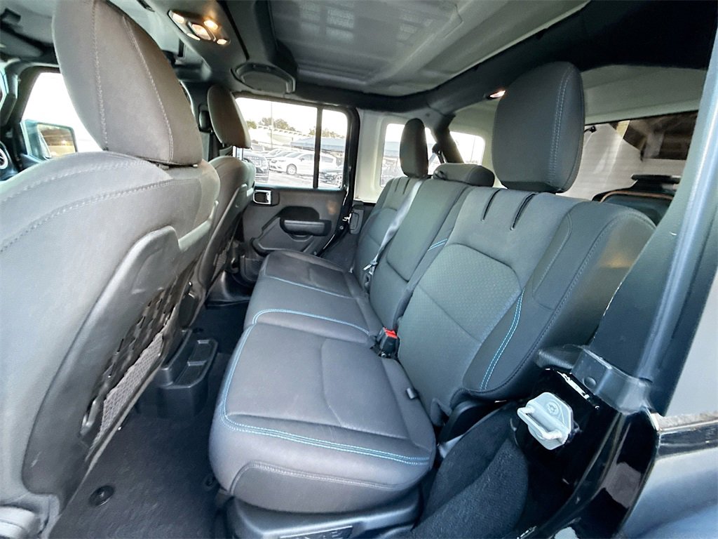 Used 2022 Jeep Wrangler Unlimited Rubicon 4xe w/ Cold Weather Group image 27