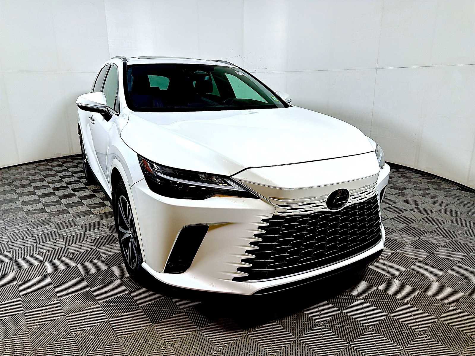 Used 2024 Lexus RX 350 Premium AWD/4WD image 2