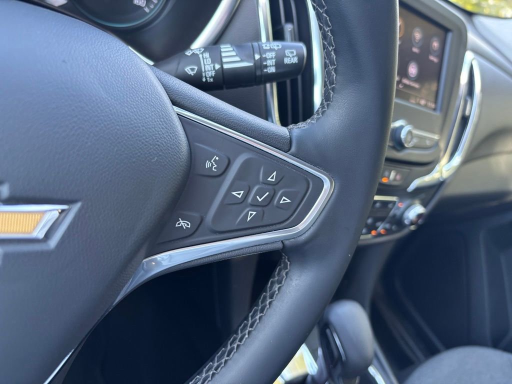 Used 2023 Chevrolet Equinox LT image 29