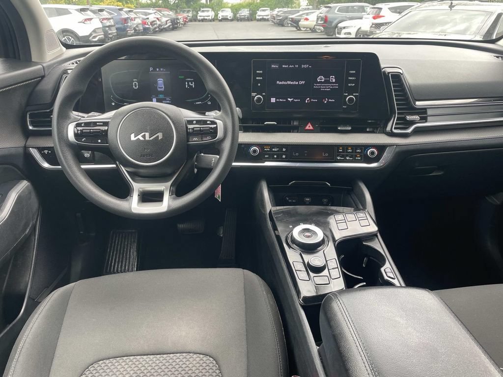 Used 2023 Kia Sportage LX AWD/4WD image 14