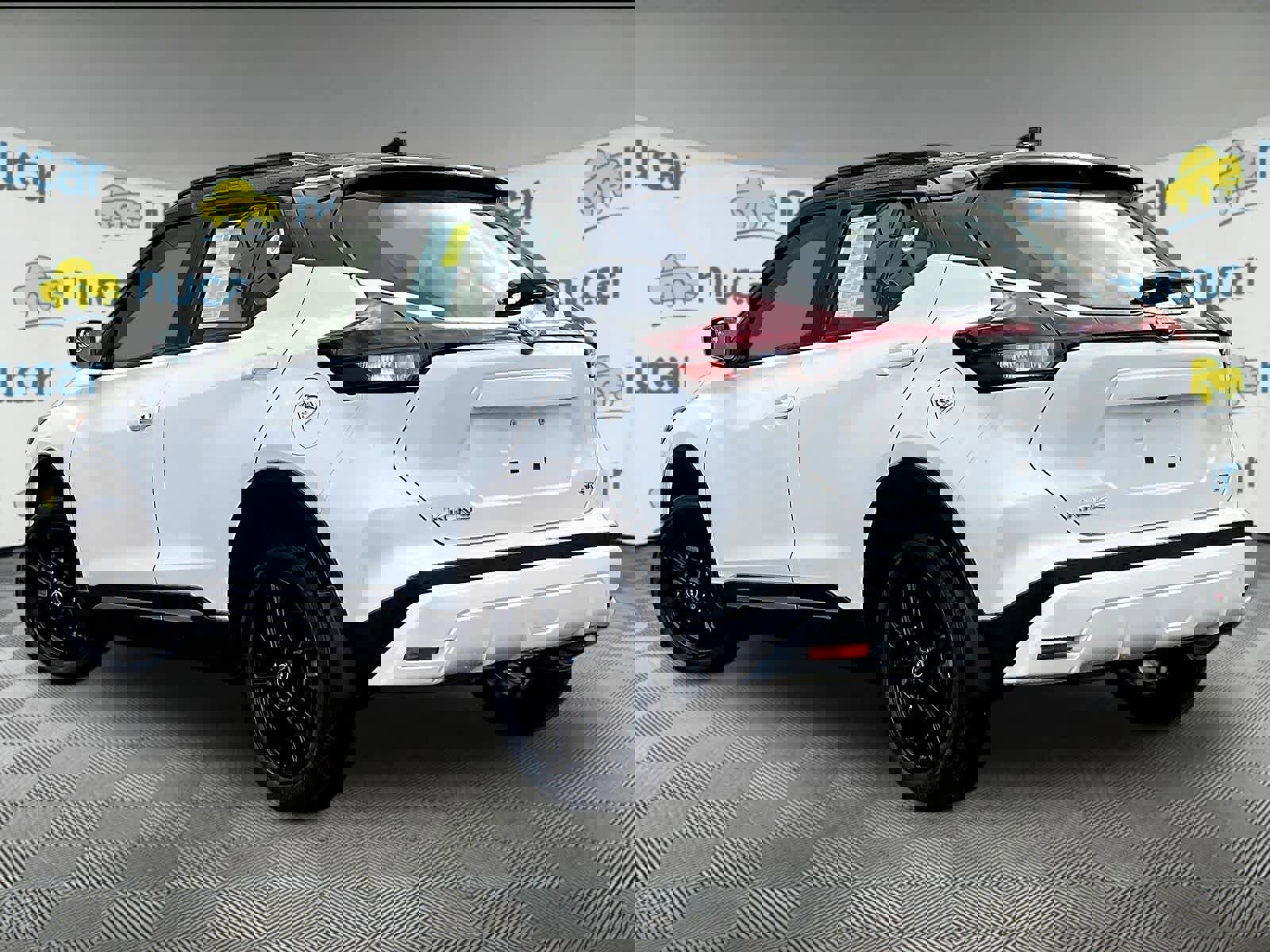 Certified 2023 Nissan Kicks SR w/ SR Premium Package image 4