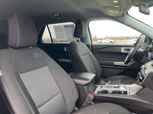Used 2022 Ford Explorer XLT image 52