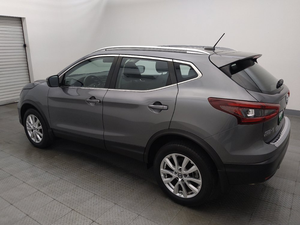 Used 2021 Nissan Rogue Sport SV FWD image 3
