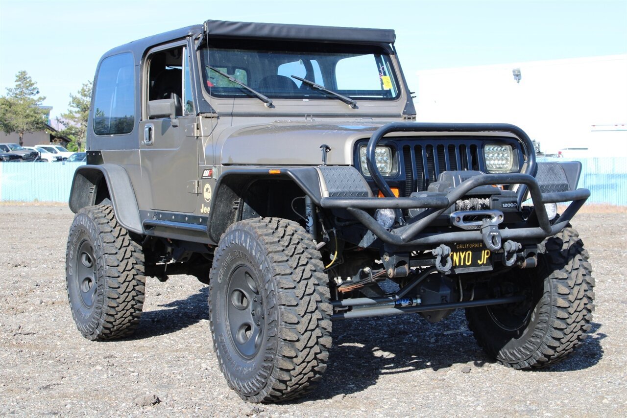 Used 1988 Jeep Wrangler Sahara AWD/4WD image 5