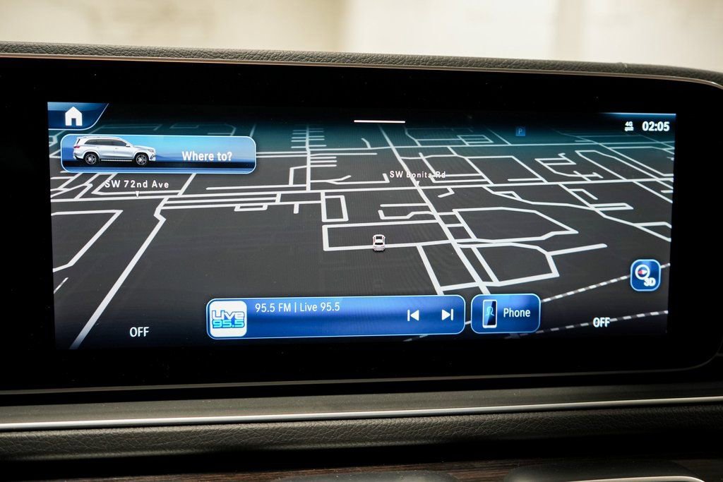 Used 2024 Mercedes-Benz GLS 450 4MATIC image 15