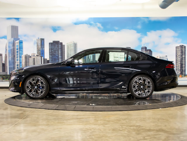 New 2027 BMW i5 xDrive40 w/ M Sport Package AWD/4WD image 6