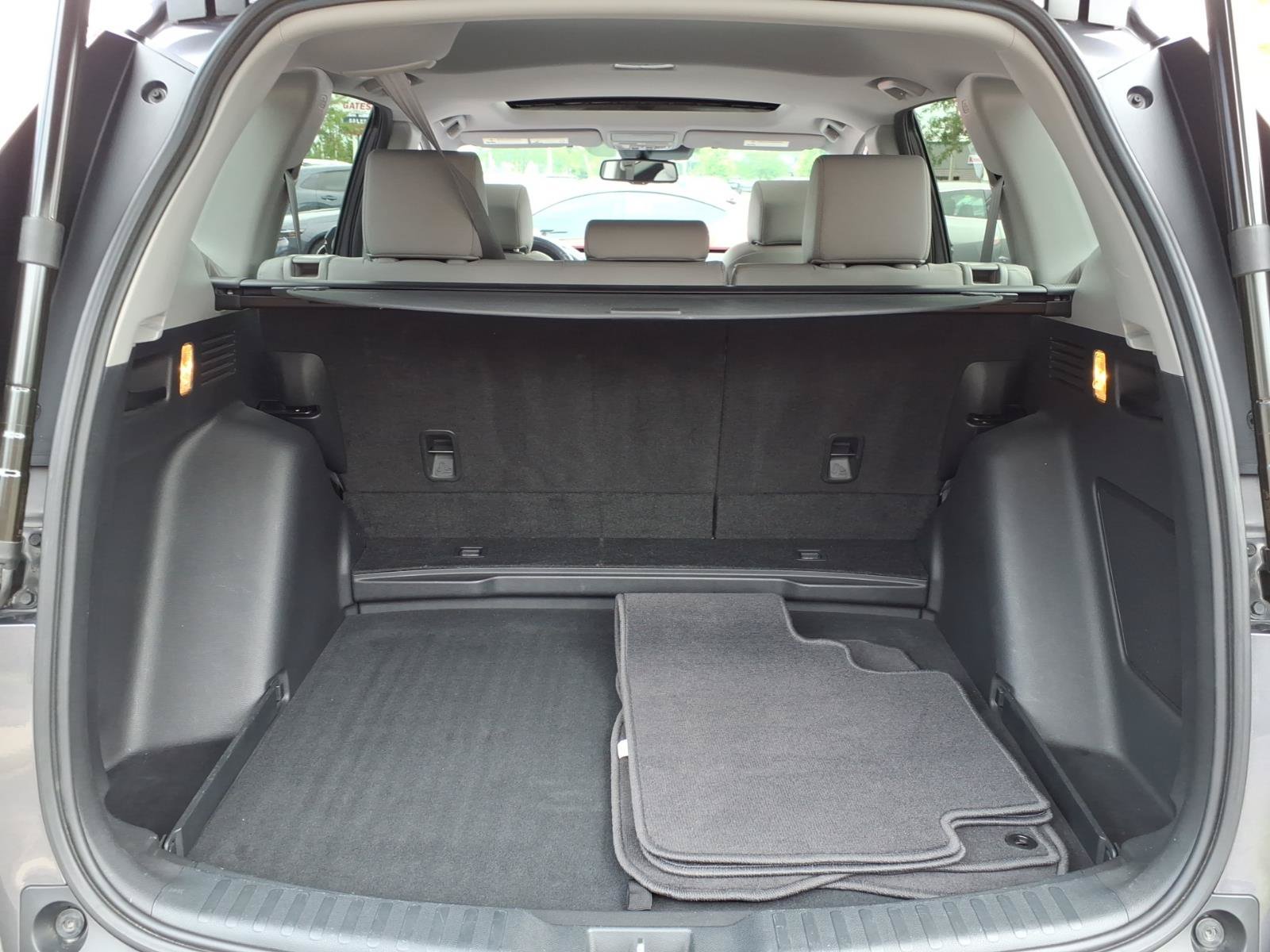 Used 2019 Honda CR-V Touring image 13