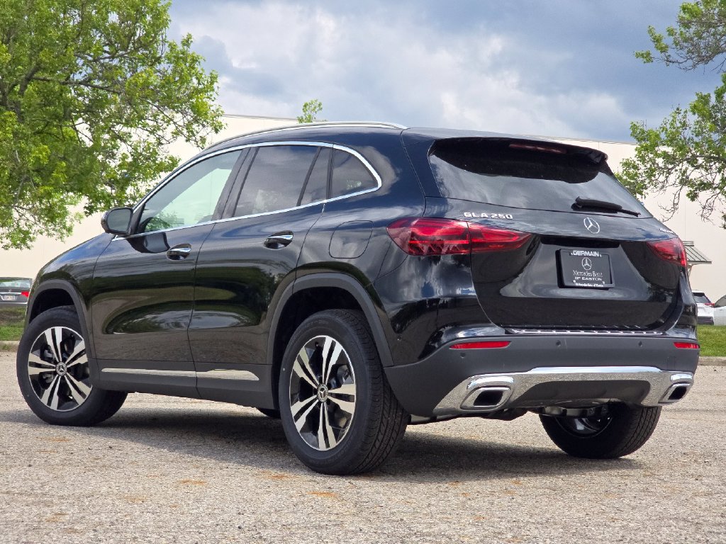 New 2026 Mercedes-Benz GLA 250 4MATIC image 14