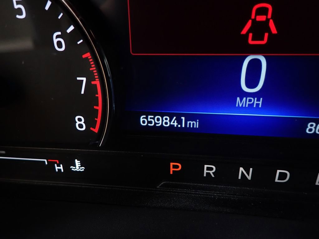 Used 2023 Ford Explorer XLT AWD/4WD image 25