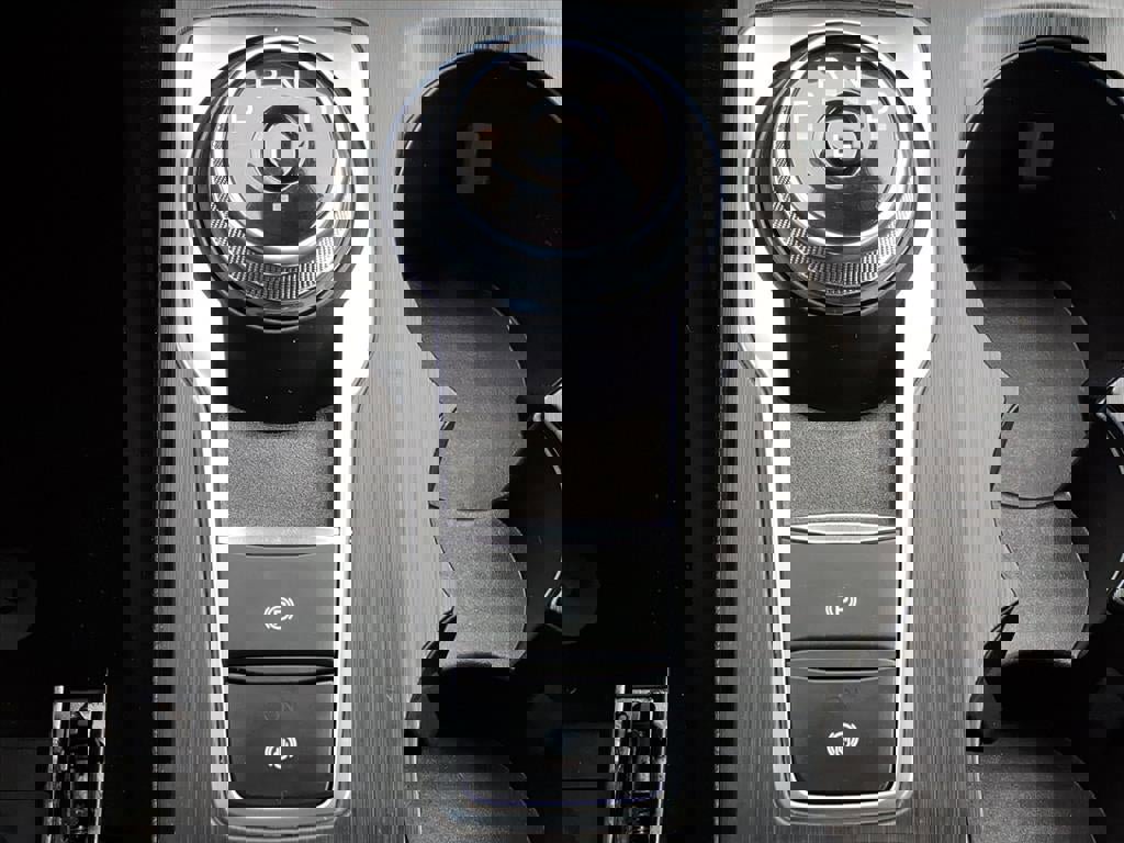 Used 2022 Ford Escape SE w/ Convenience Package image 19