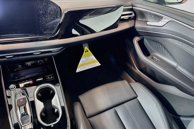 New 2026 Audi A6 Premium Plus AWD/4WD image 19