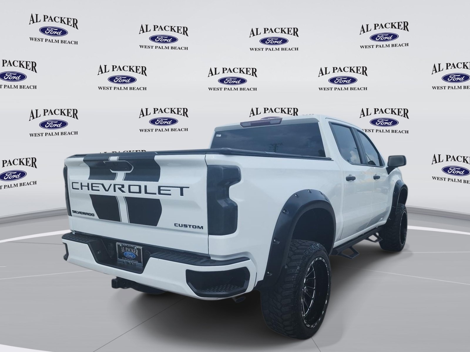 Used 2022 Chevrolet Silverado 1500 Custom w/ Rally Edition RWD image 5