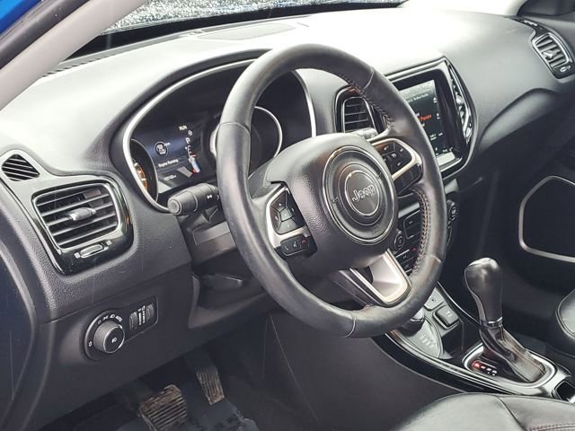 Used 2017 Jeep Compass Limited w/ Navigation Group image 9