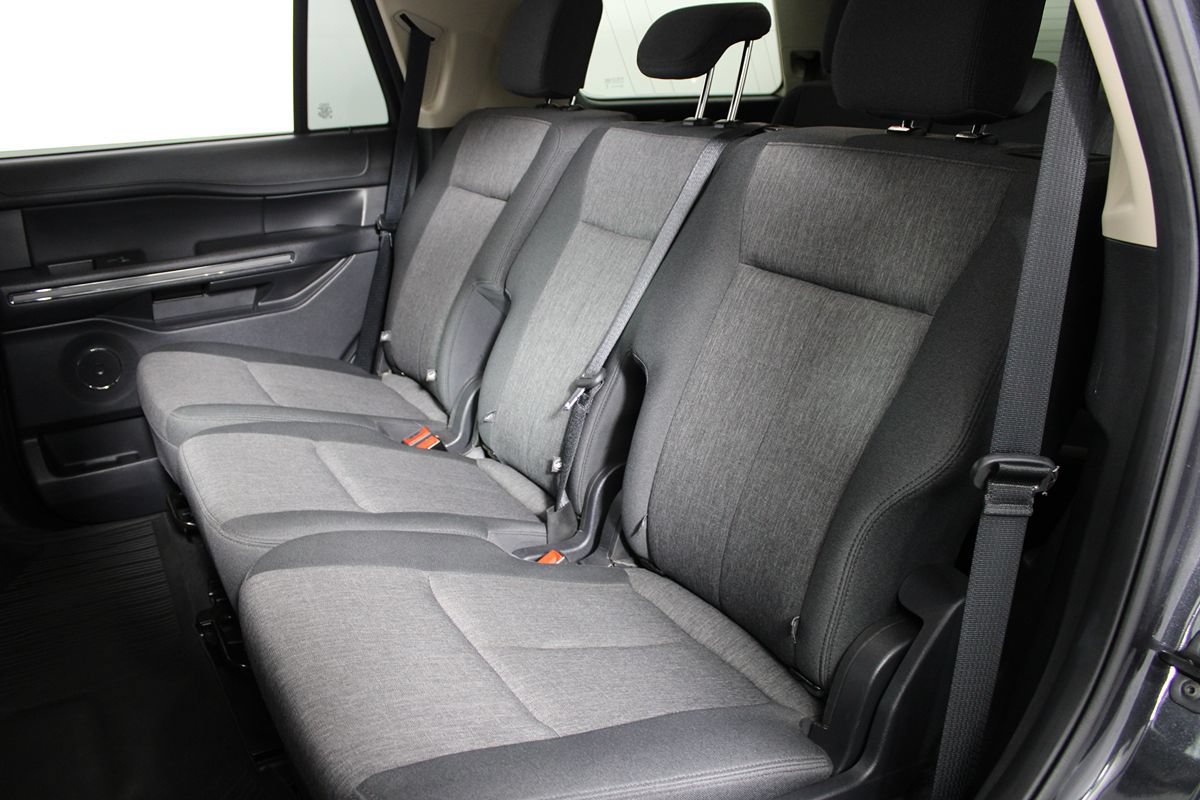 Used 2024 Ford Expedition XLT RWD image 28