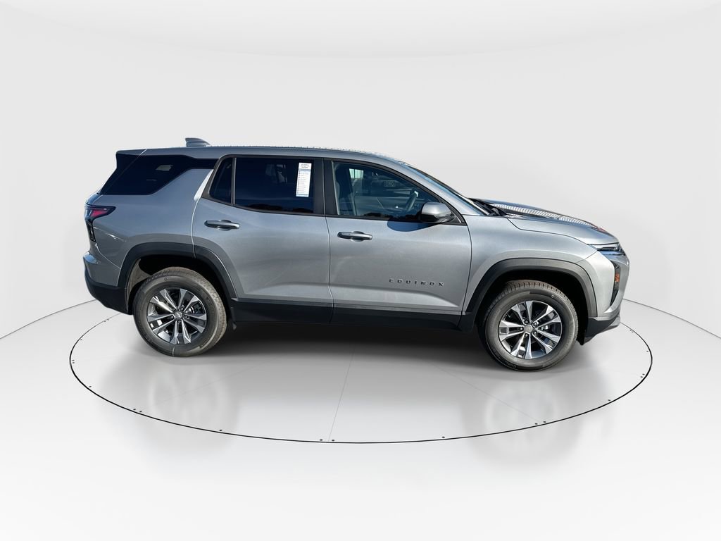 New 2026 Chevrolet Equinox LT image 9