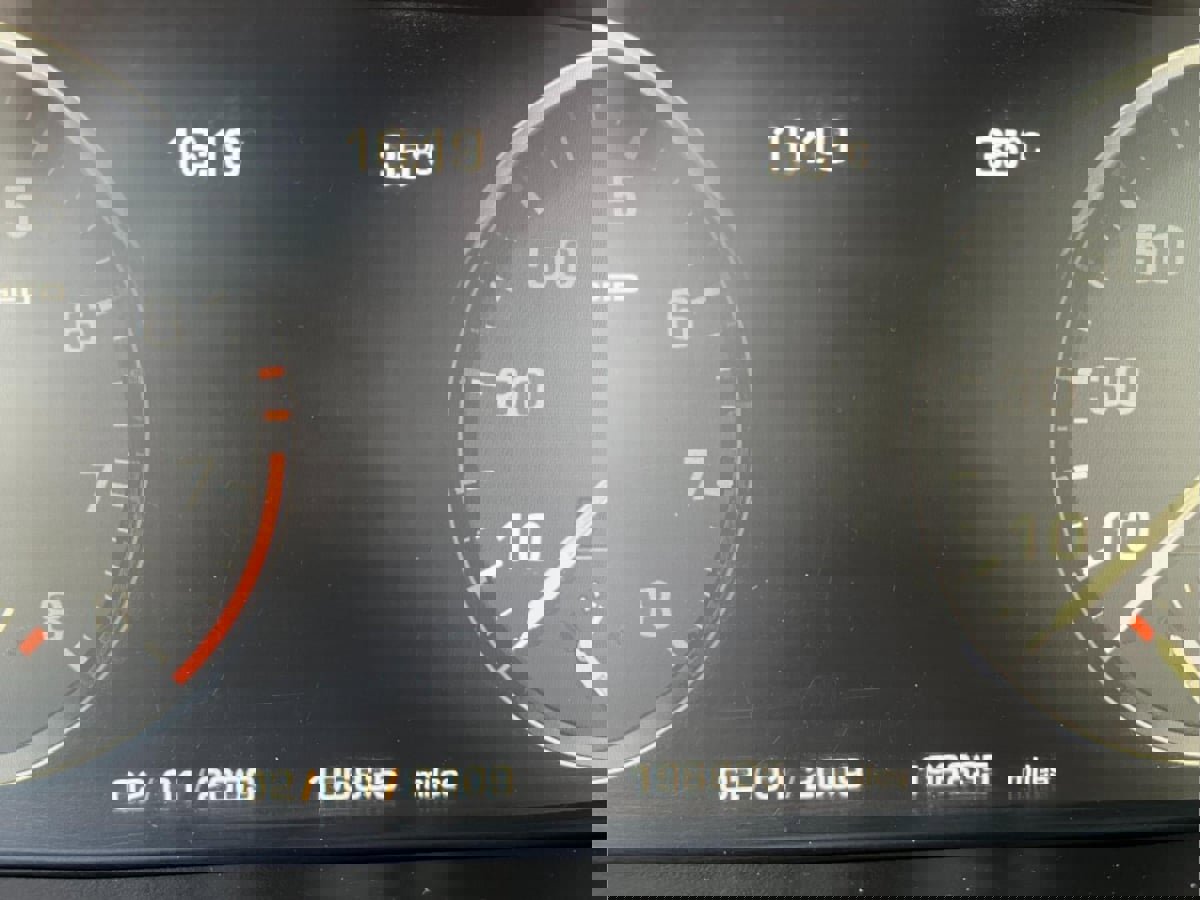 Used 2010 Land Rover Range Rover Supercharged image 16