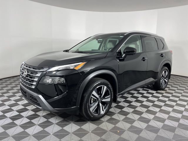 Used 2025 Nissan Rogue SL image 5