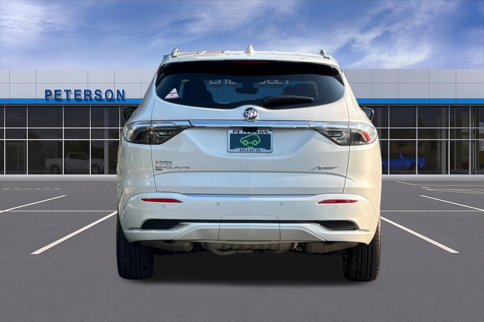 Certified 2023 Buick Enclave Avenir w/ Avenir Technology Package AWD/4WD image 5