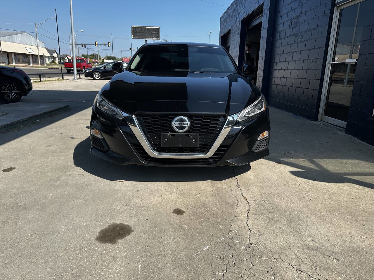 Used 2021 Nissan Altima 2.5 SV image 3