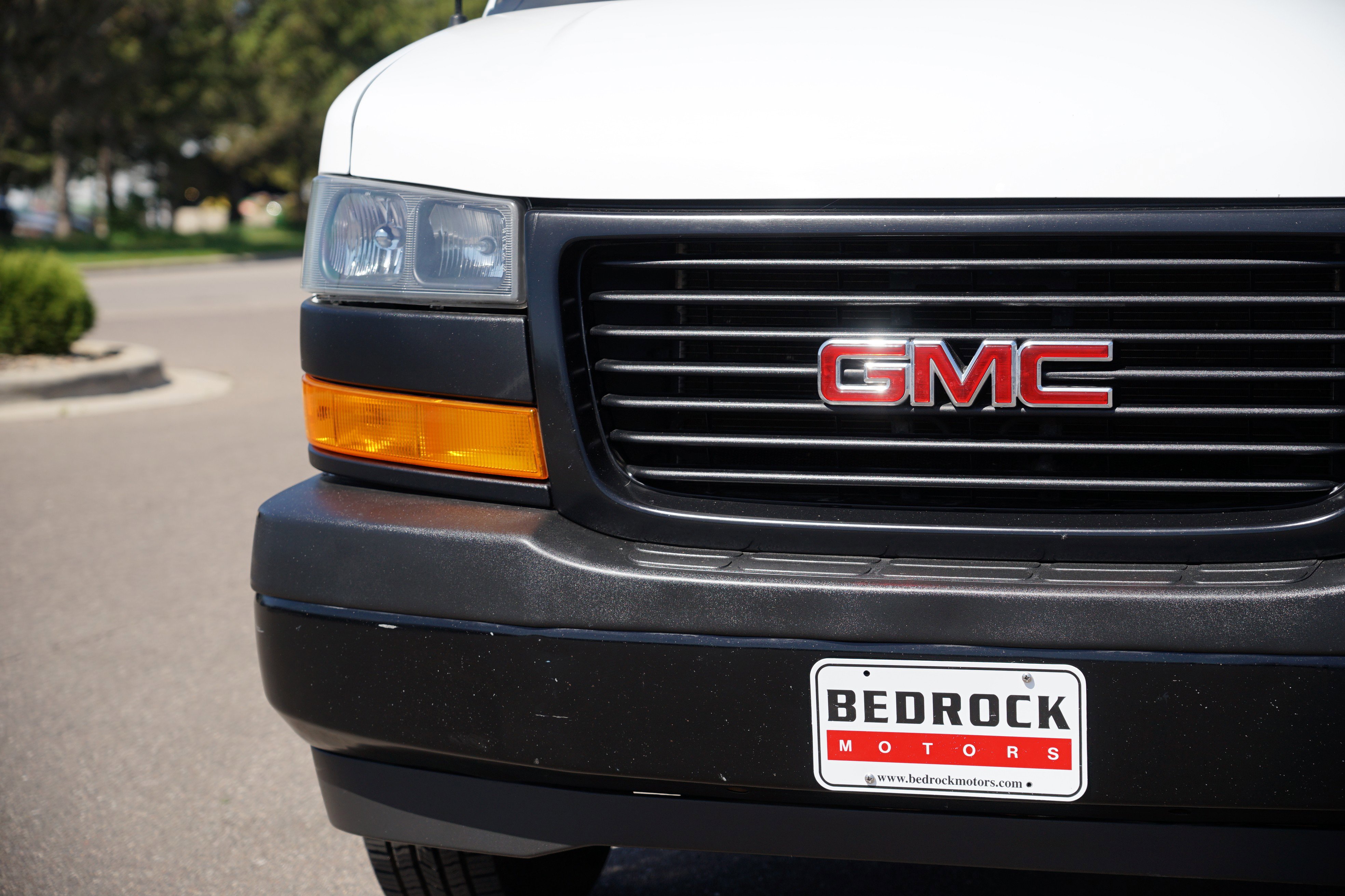 Used 2020 GMC Savana 3500 LS image 8